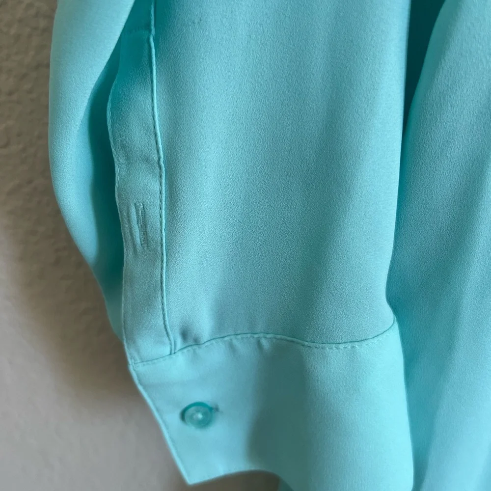 Express Button Up - Picture 3 of 5